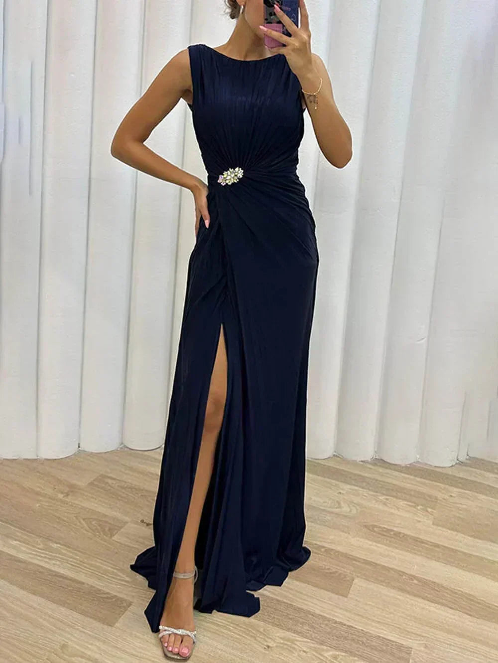 Davina | Robe de soirée longue plissée
