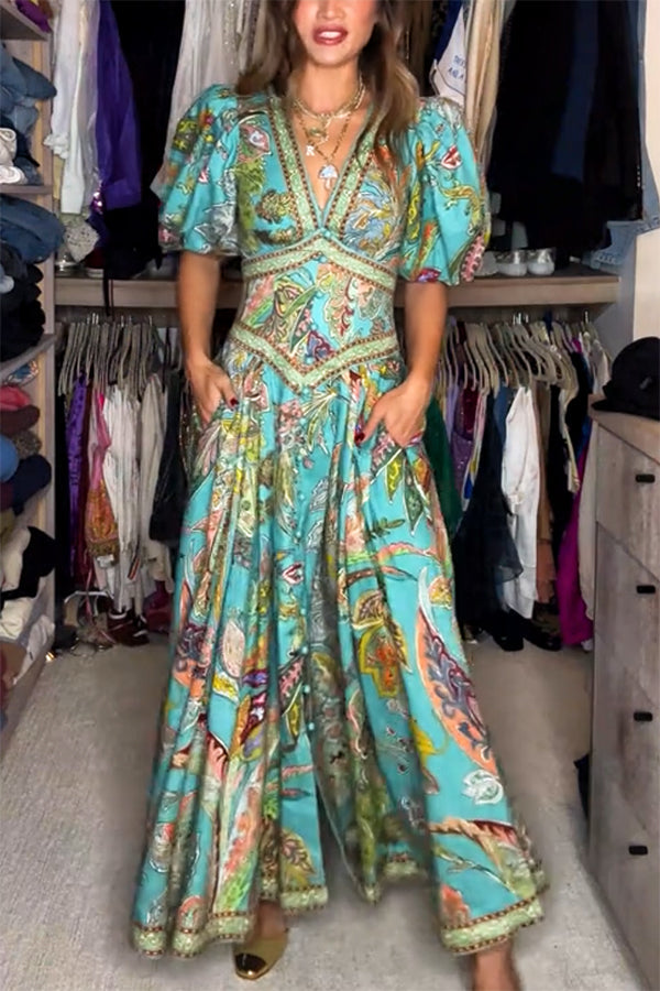 Amelia Quinn | Robe longue aérienne avec manches bouffantes et décolleté en V