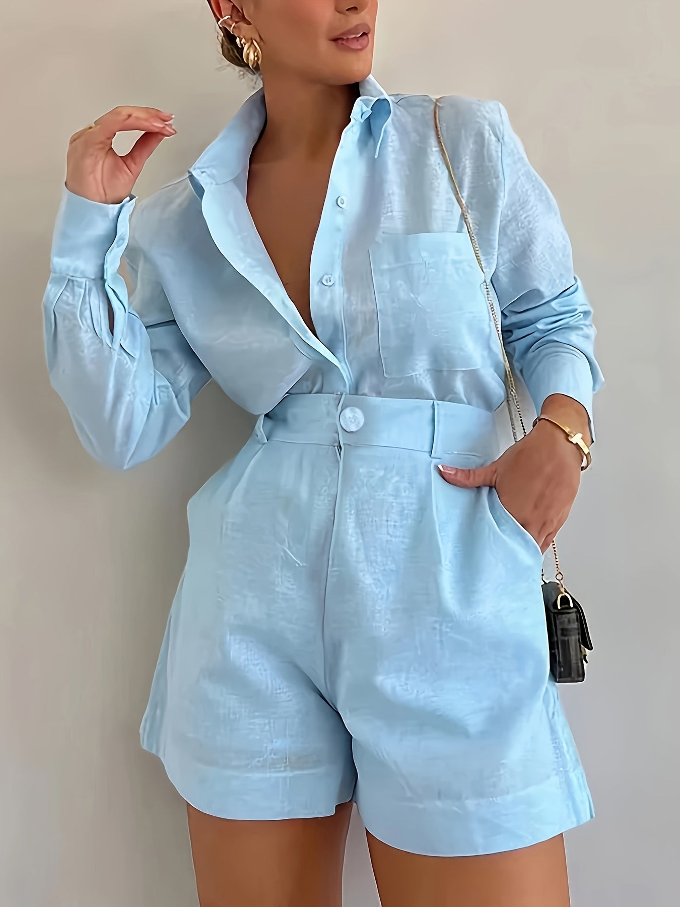 Camille | Ensemble élégant avec chemise et short taille haute
