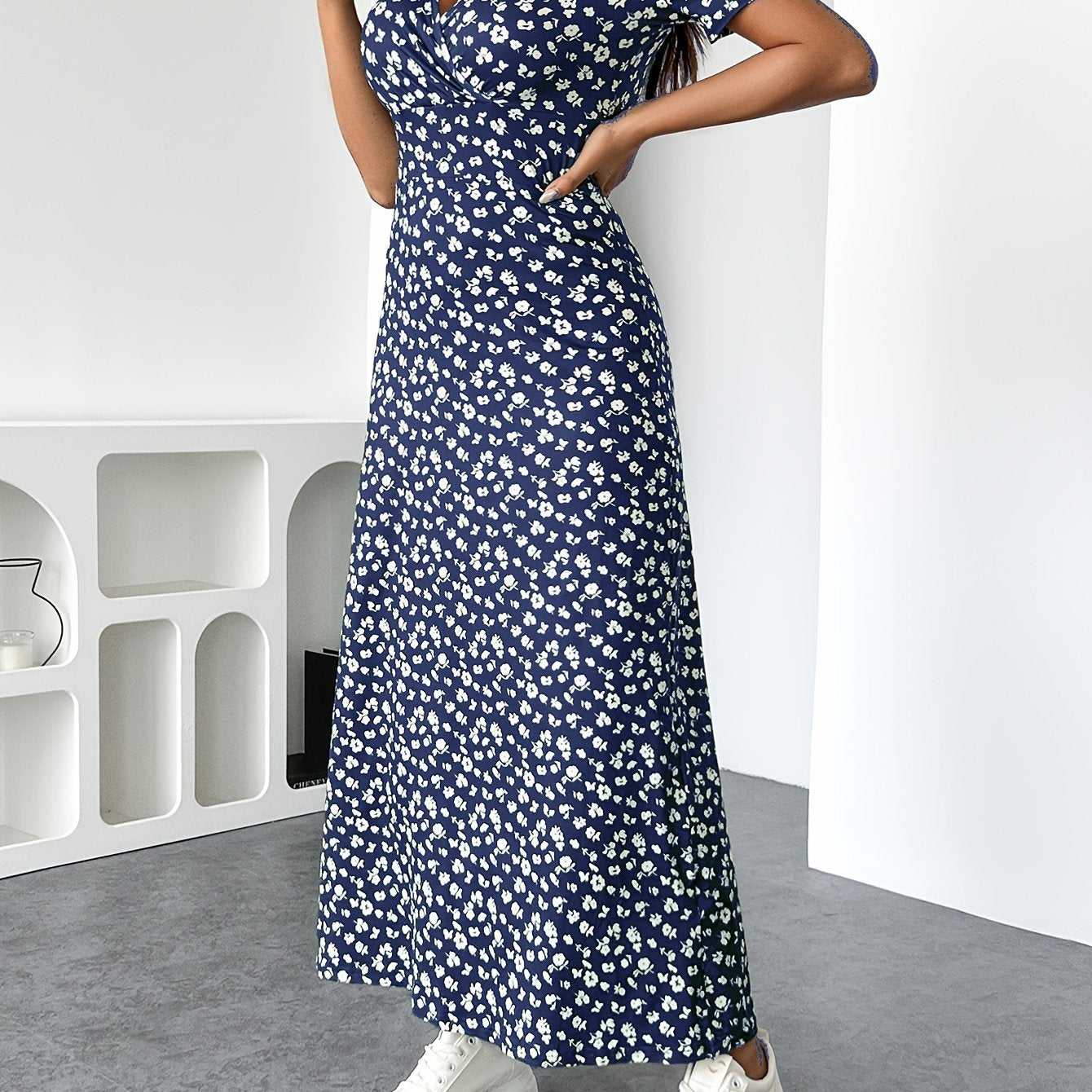 Ninon | Robe Longue Florale à Manches Courtes