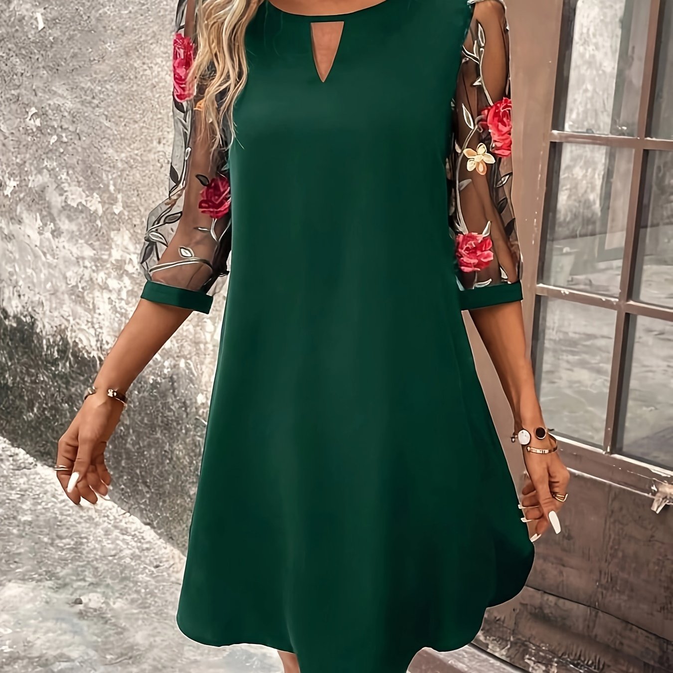 Marcelline | Robe Élégante à Manches Florales
