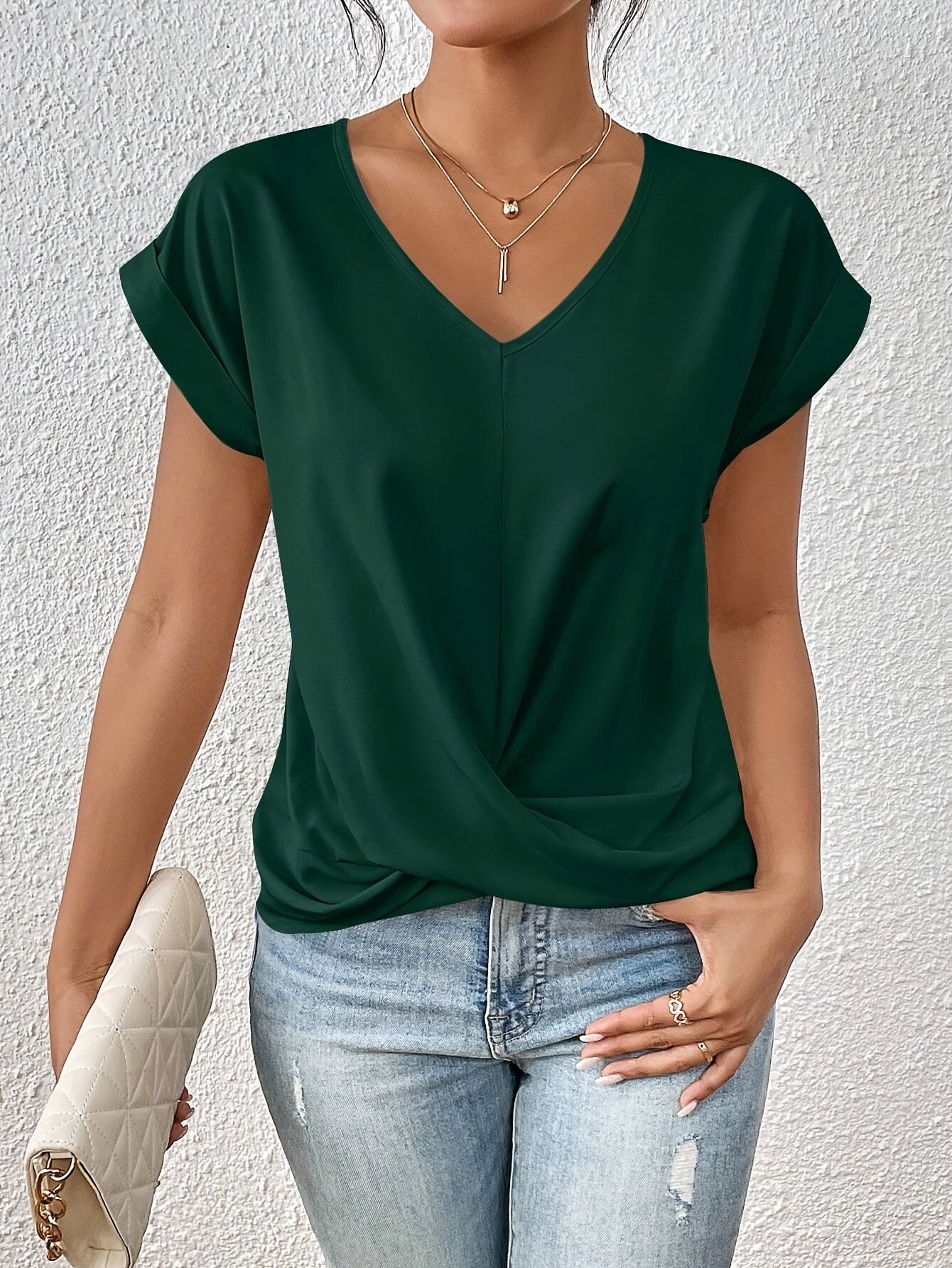 Eloise | T-shirt femme à col en cœur élégant et confortable