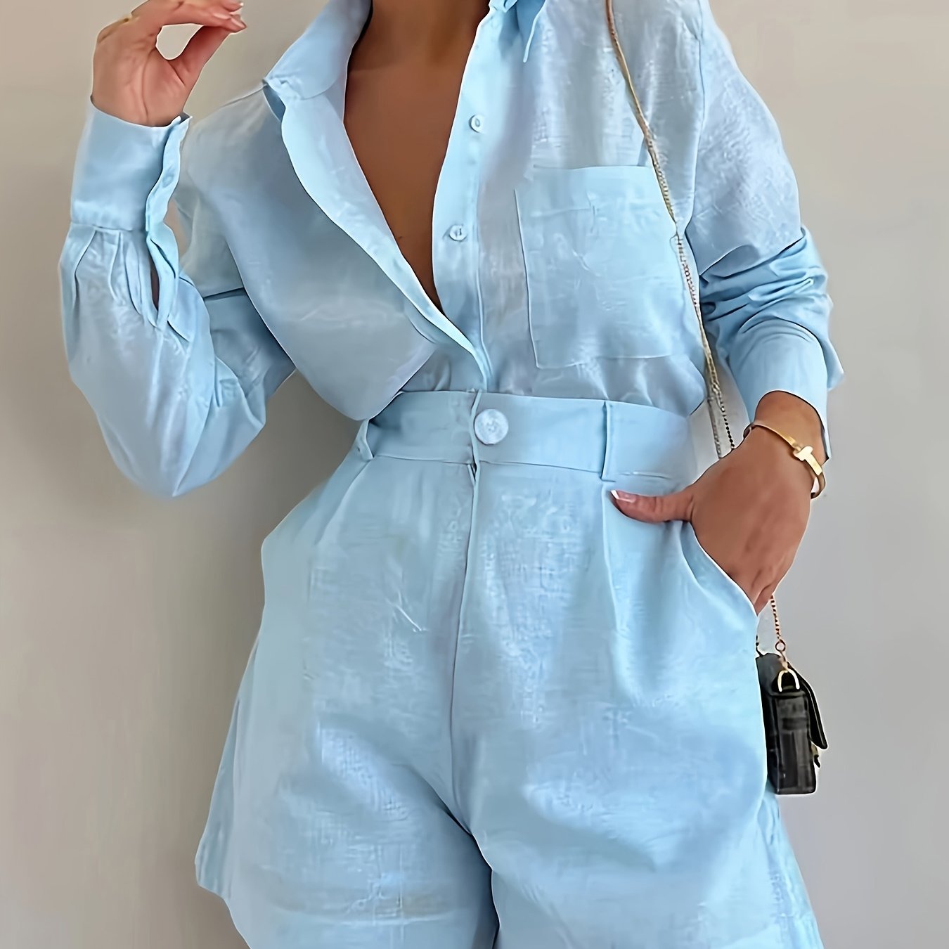 Camille | Ensemble élégant avec chemise et short taille haute