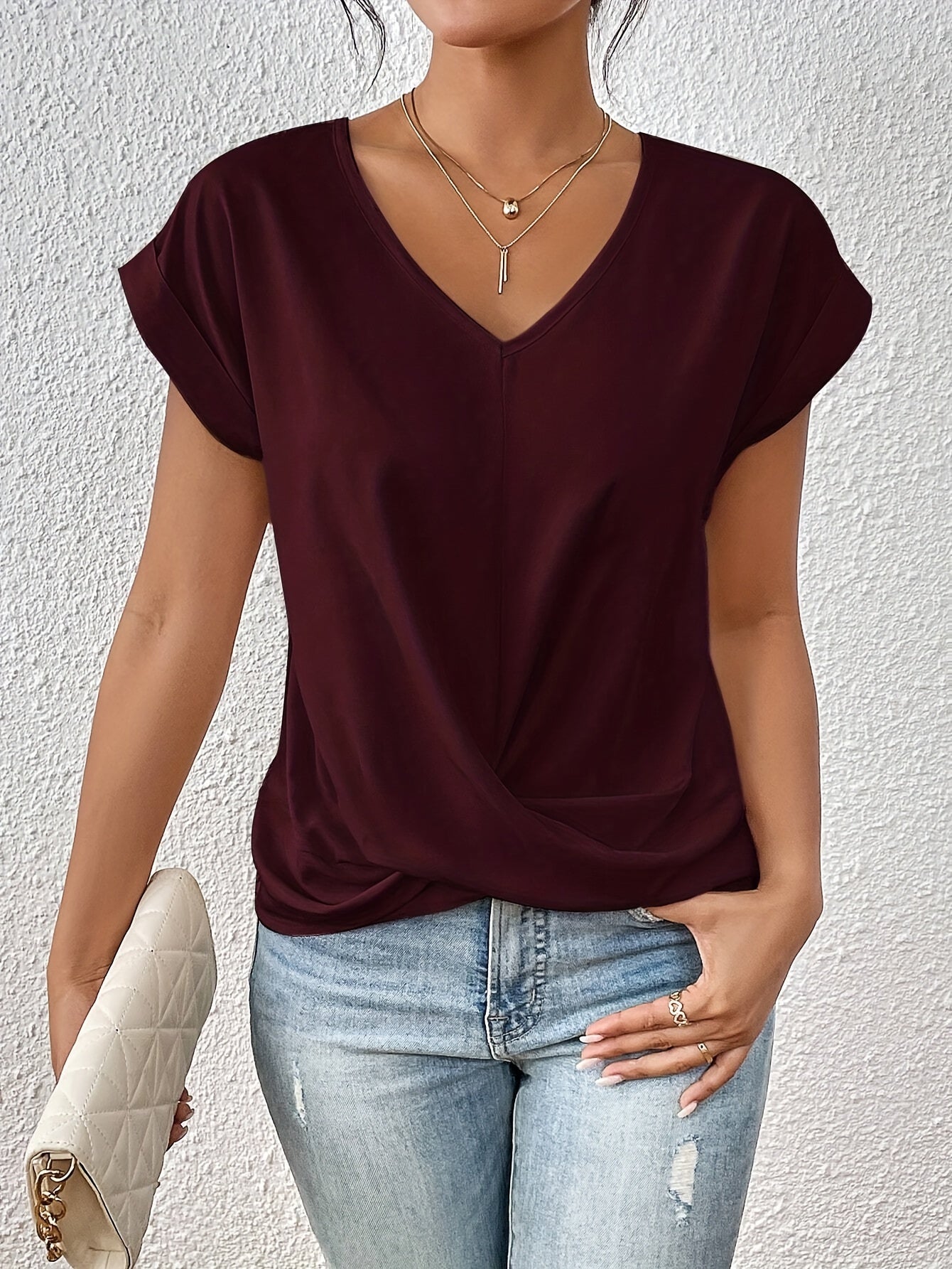 Eloise | T-shirt femme à col en cœur élégant et confortable