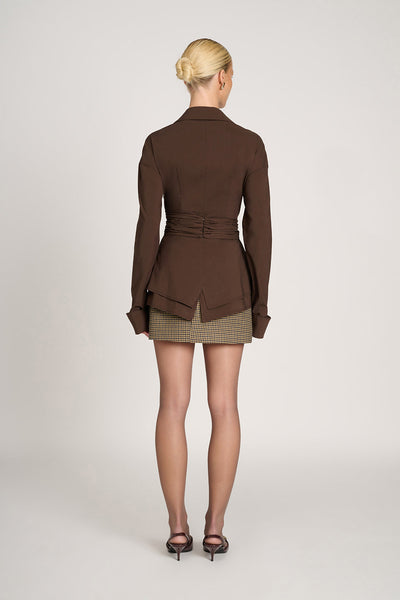 Elise | Chemise portefeuille qui allie force et féminité