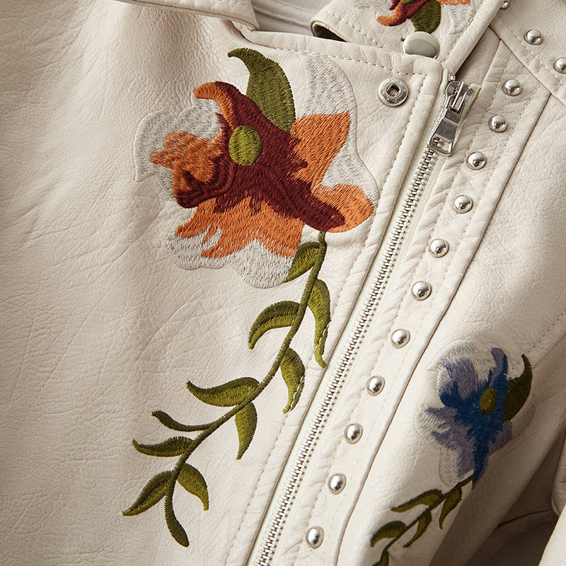 Livia | Veste avec broderie florale rétro