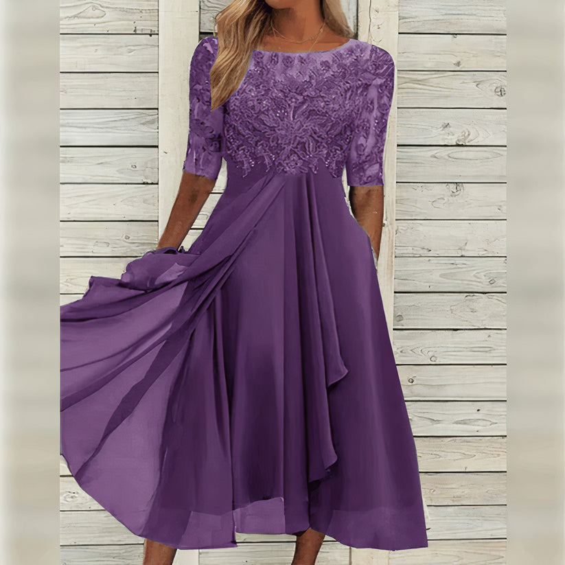 Taryn | Robe midi en dentelle élégante