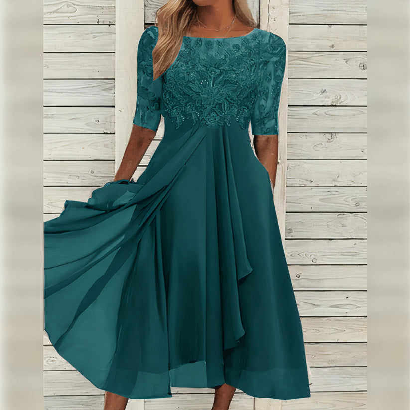 Taryn | Robe midi en dentelle élégante
