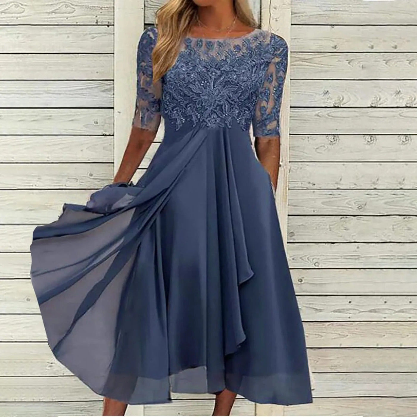 Taryn | Robe midi en dentelle élégante