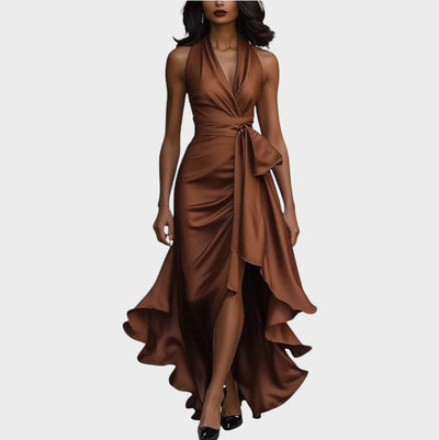 Lina | Robe en satin élégante de minuit avec col à la cheville et volants